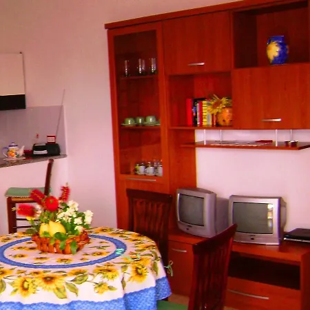 Locazione Turistica Lina Con Vista Mare Сasa de vacaciones *